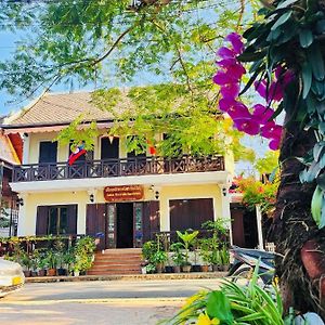 Anisa Mekong Riverside Villa Luangprabang Exterior photo