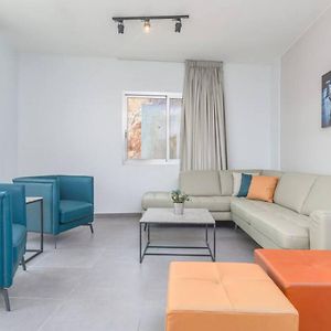 Vibe 305, Modern 2Bedroom Apartment In Awkar Dbaje Exterior photo