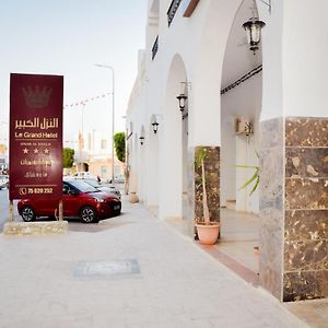 Le Grand Hotel Djerba Humt Szuk Exterior photo