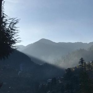 Jibhi Mountain Retreat Panzió Exterior photo