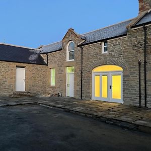 Grainbank Mews Hotel Kirkwall Exterior photo