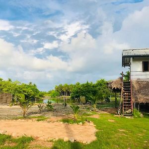 Private House With Salt Lake View Apartman Kandakuli Exterior photo