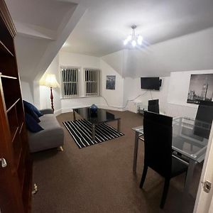 No 5 - Large 1 Bed Near Sefton Park And Lark Lane Apartman Liverpool Exterior photo