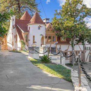 The Magic Castle Apartman Santa Clarita Exterior photo