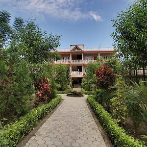 Eco Adventure Resort Sauraha Exterior photo