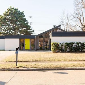 The Lounge Off Lindsay Villa Norman Exterior photo