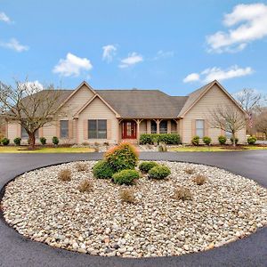 Gorgeous Creek Side Ranch-Style Estate With Dock Villa Grasonville Exterior photo