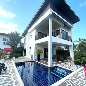 Seabreeze Villa Rayong Exterior photo