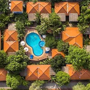 Villa Bali Eco Resort, Rayong Mepim Exterior photo