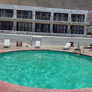 Hotel Josefina Alto Hospicio Exterior photo