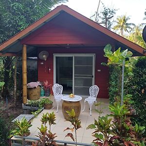 Pink Kangaroo Bungalows Ko Kut Exterior photo