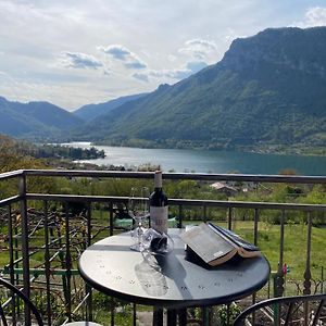 Casa Carla, Bis 4 Personen, Garten, Balkon Mit Blick Auf Den See Und Die Berge Apartman Crone Exterior photo