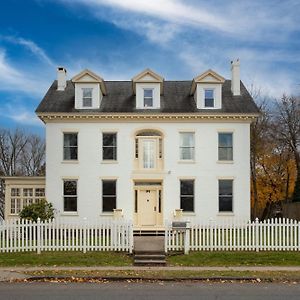 Hudson Estate Historic Upstate Home Private Apartment Saugerties Exterior photo