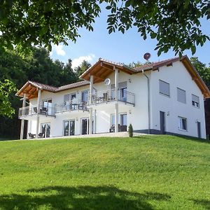 Hof Am Horn - Fewos In Der Natur Laichingen Exterior photo