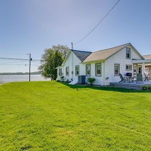 Idyllic Retreat With Lake Views - Near Marina! Wrightsville Exterior photo