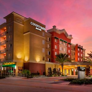 Courtyard By Marriott Deland Historic Downtown Hotel Exterior photo