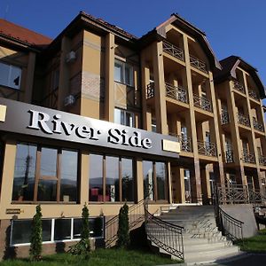 River Side Hotel Polyána Exterior photo