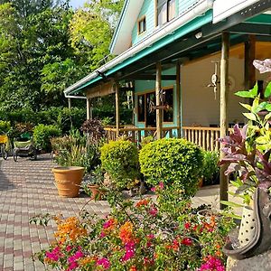 Bwaver Cottage La Digue Exterior photo