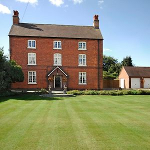 Blackgreaves Farmhouse Panzió Lea Marston Exterior photo