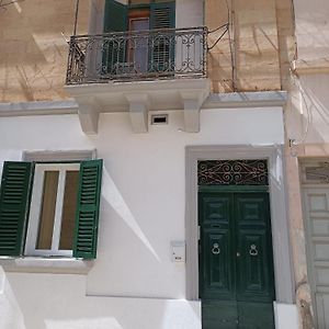 Traditional 2 Bedroom House With Yard Ssch1-1 San Ġiljan Exterior photo