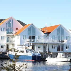 Fjordbris Hotel Østhusvik Exterior photo