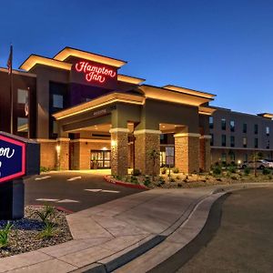 Hampton Inn Fresno Airport Exterior photo