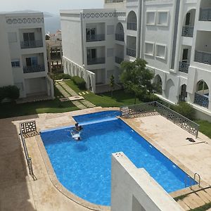 Dreams Hills Tingis Appartement Neuf Pour Famille 7 Personnes 2 Chambres Et 2 Salons Ouvert- Terrasse Vue Sur Piscine Garage Gratuit Wifi Climatisation Netflix A 8 Minutes En Voiture Du Casino Plage Malabata Et Du Parc Aquatique Mnar-Park Tanger Exterior photo