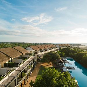 Jetwing Yala Hotel Exterior photo