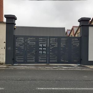 " Les Lofts De Merigonde " Apartman Castres  Exterior photo