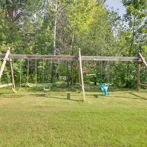 Rural Minnesota Apartment With Fire Pit Hibbing Exterior photo