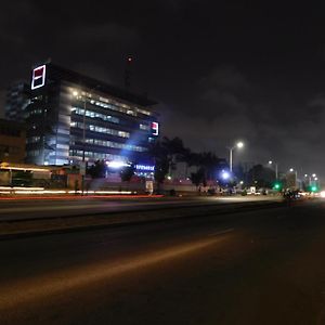 Jesiwa B'S Little Palace Hotel Accra Exterior photo