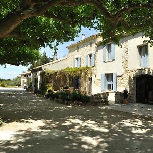 Le Mas Terre Des Anges Panzió Sarrians Exterior photo