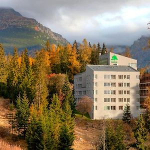 Apartman S Parkovanim Priamo Na Strbskom Plese Vysoké Tatry Exterior photo