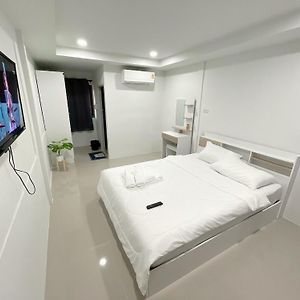 Bean Pul Trapay Typak Apartman Phibun Mangsahan Exterior photo