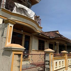 Bintang Property Apartman Bandar Lampung Exterior photo