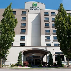 Holiday Inn Express Vancouver Airport-Richmond, An Ihg Hotel Exterior photo