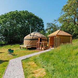 Orchard Yurt Allerford Apartman Bossington Exterior photo