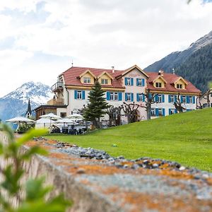 Meisser Hotel "Superior" Guarda Exterior photo