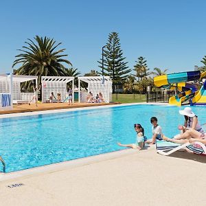 The Retreat West Beach Parks Adelaide Exterior photo