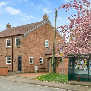 1 Kirkby Cottages Sheriff Hutton Exterior photo