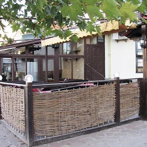 Ambaritsa Hotel Gorna Orjahovica Exterior photo