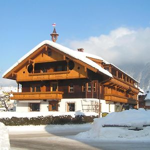 Pension Regina Hotel Mayrhofen Exterior photo