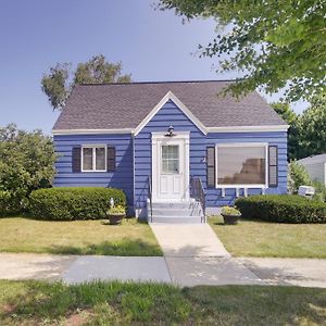 Cozy Wisconsin Abode Walk To Lake Michigan! Villa Algoma Exterior photo