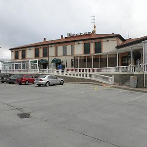 Hostal Las Fuentes Arévalo Exterior photo