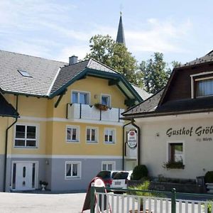 Gaestehaus Groeblacher Hotel Köstenberg Exterior photo