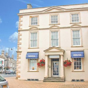 The Moda House Panzió Chipping Sodbury Exterior photo