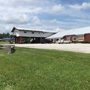 Baxter Park Inn Millinocket Exterior photo