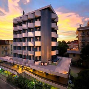 Hotel Raffaello Bellaria – Igea Marina Exterior photo