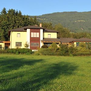 Wellness Pension Waldhof Panzió Sankt Georgen im Lavanttal Exterior photo