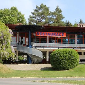 Juniorcamp Nova Zivohost Hotel Křečovice Exterior photo